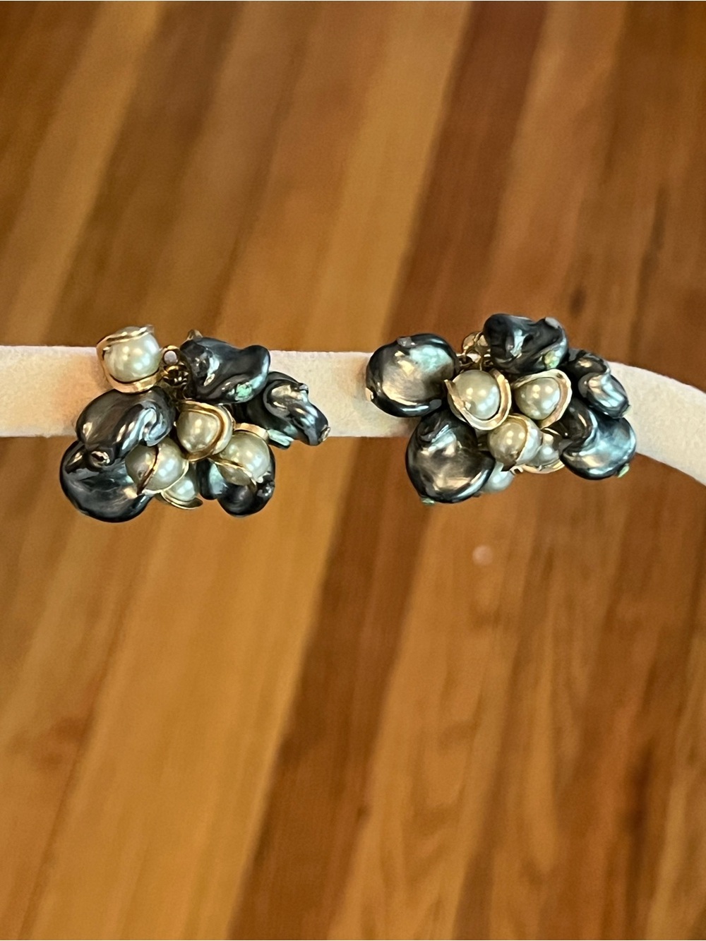 Vintage Pear & Shell Clip Earrings